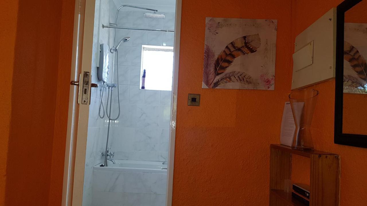Lolo'S 1Bed Apt-Best Location-2Balconies Harare Exterior foto